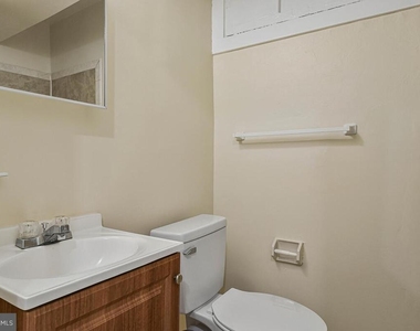 3427 B Street Se - Photo Thumbnail 9