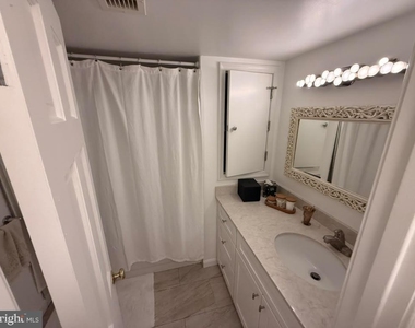 701 Pennsylvania Nw - Photo Thumbnail 8