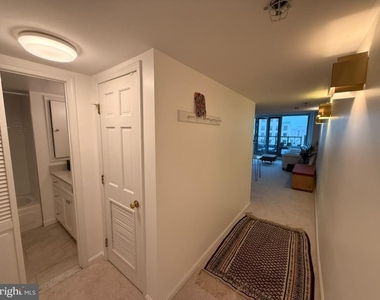 701 Pennsylvania Nw - Photo Thumbnail 6