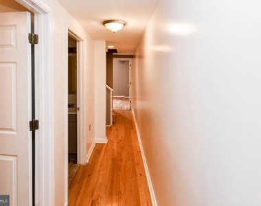 1704 Ne Montana Avenue Ne - Photo Thumbnail 17