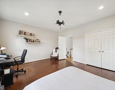 4373 Westover Place Nw - Photo Thumbnail 23