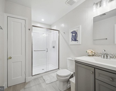 4373 Westover Place Nw - Photo Thumbnail 25