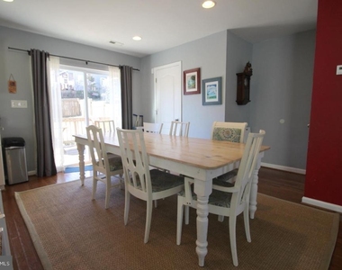 3114 16th Street Ne - Photo Thumbnail 11