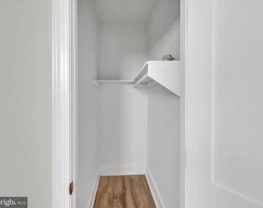 4210 4th Street Nw - Photo Thumbnail 26