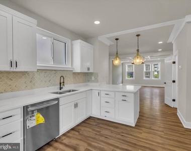 4210 4th Street Nw - Photo Thumbnail 12