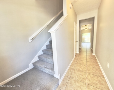 284 Moultrie Village Lane - Photo Thumbnail 3
