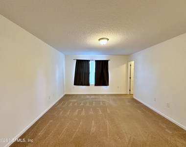 99 Moultrie Village Lane - Photo Thumbnail 12