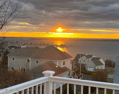 1440 Atlantic Breeze Way - Photo Thumbnail 8