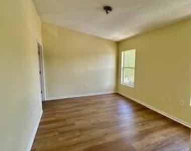 7920 Merrill Road - Photo Thumbnail 15