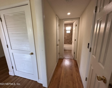 5148 Floral Bluff Road - Photo Thumbnail 14