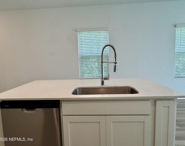 5989 Ortega Lake Drive - Photo Thumbnail 4