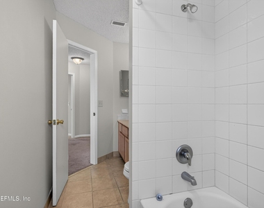 400 Ashcroft Landing Drive - Photo Thumbnail 27