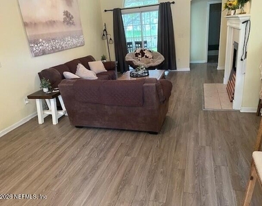 1473 Cedar Grove Terrace - Photo Thumbnail 6