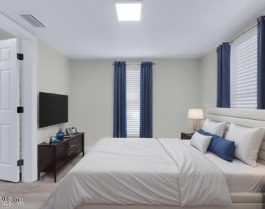 1580 Hamilton Street - Photo Thumbnail 5