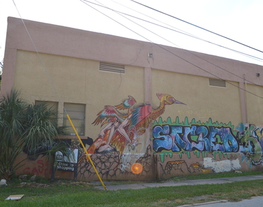 2536 Phyllis Street - Photo Thumbnail 25