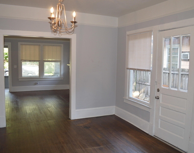 2536 Phyllis Street - Photo Thumbnail 4