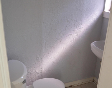 2536 Phyllis Street - Photo Thumbnail 16