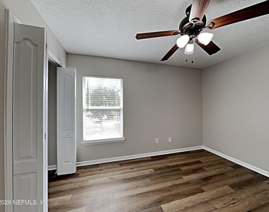 3676 Blue Wing Court - Photo Thumbnail 9