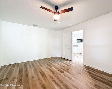 780 W 5th Street - Photo Thumbnail 7