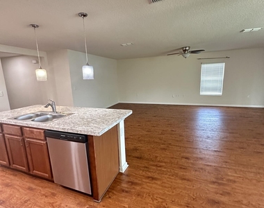 6761 Sandle Drive - Photo Thumbnail 2