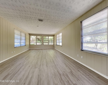 1332 Arlingwood Avenue - Photo Thumbnail 14