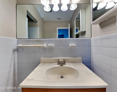 1332 Arlingwood Avenue - Photo Thumbnail 7
