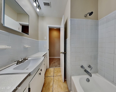 1332 Arlingwood Avenue - Photo Thumbnail 12