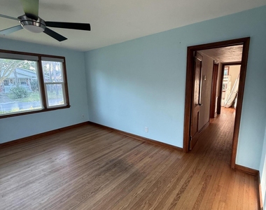 1096 East Coast Drive - Photo Thumbnail 2
