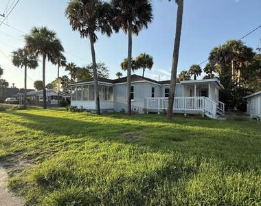 1096 East Coast Drive - Photo Thumbnail 14