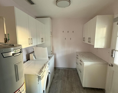 1096 East Coast Drive - Photo Thumbnail 12