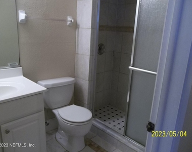4915 Baymeadows Road - Photo Thumbnail 9