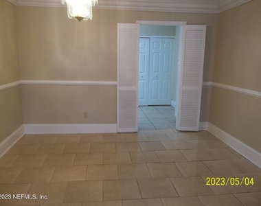 4915 Baymeadows Road - Photo Thumbnail 3