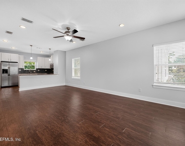 843 3rd Avenue S - Photo Thumbnail 12