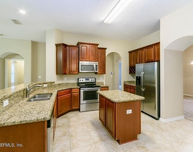 248 Southern Rose Drive - Photo Thumbnail 7