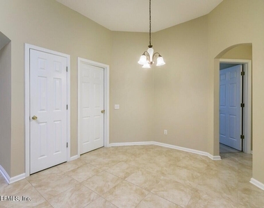 248 Southern Rose Drive - Photo Thumbnail 9