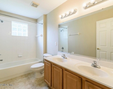 248 Southern Rose Drive - Photo Thumbnail 17
