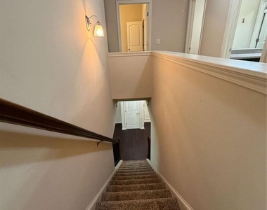 881 Franklin Mill Trace - Photo Thumbnail 37