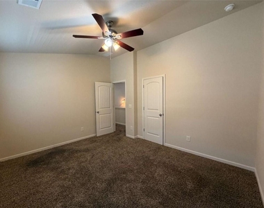 881 Franklin Mill Trace - Photo Thumbnail 31