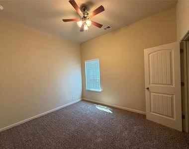 881 Franklin Mill Trace - Photo Thumbnail 34
