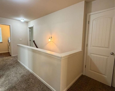 881 Franklin Mill Trace - Photo Thumbnail 33