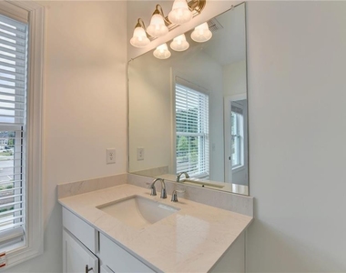603 Millcroft Boulevard - Photo Thumbnail 34