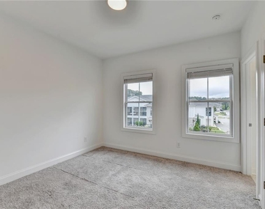 603 Millcroft Boulevard - Photo Thumbnail 32