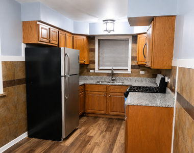 332 W 100th Street - Photo Thumbnail 1