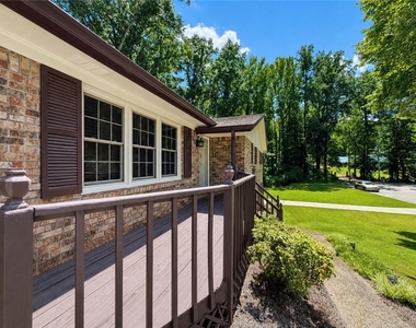 5198 Two Branches Court Sw - Photo Thumbnail 3