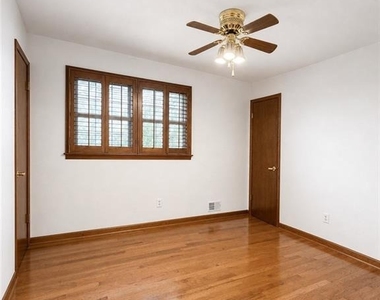 5198 Two Branches Court Sw - Photo Thumbnail 8