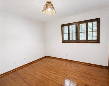 5198 Two Branches Court Sw - Photo Thumbnail 10