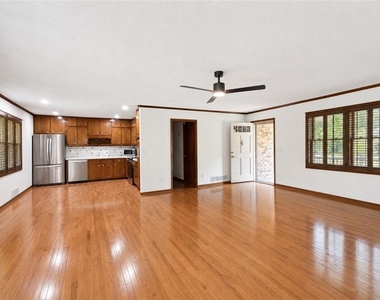 5198 Two Branches Court Sw - Photo Thumbnail 5