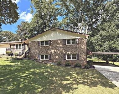 5198 Two Branches Court Sw - Photo Thumbnail 2