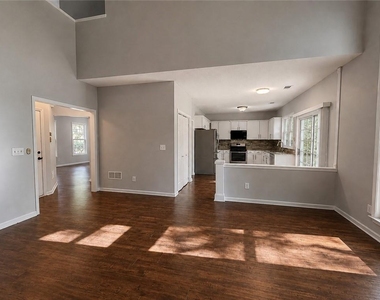 535 Arncliffe Court - Photo Thumbnail 8