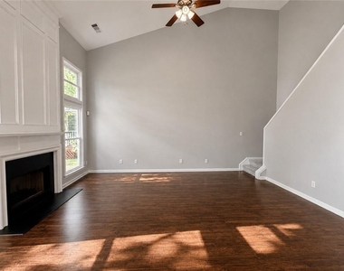 535 Arncliffe Court - Photo Thumbnail 7